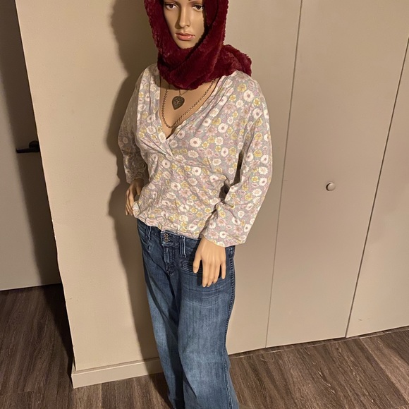 29 PALMS Plush Scarf - Picture 2 of 3